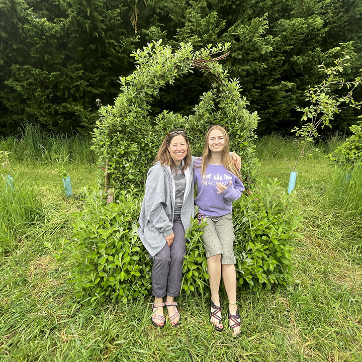 Molly and her mother at the bench